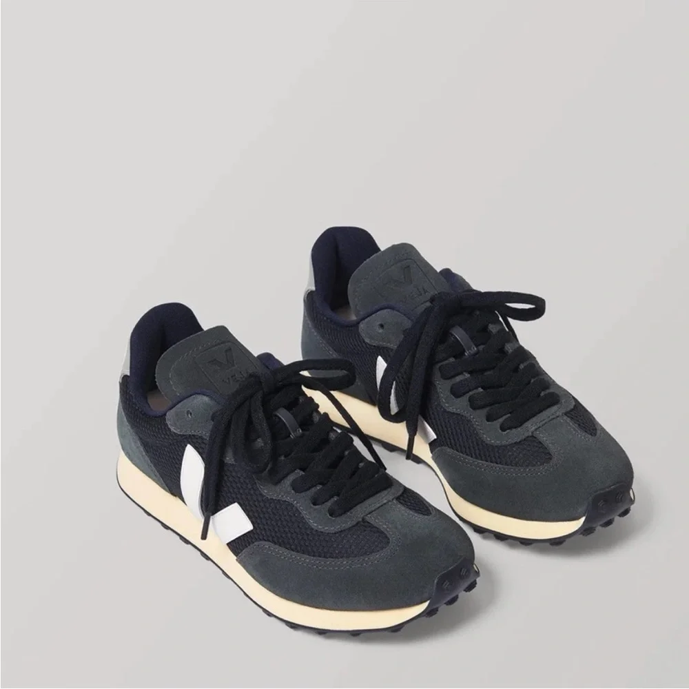 VEJA Rio Branco Sneakers Alveomesh BLACK WHITE OXFORD GREY Size 42 US 9